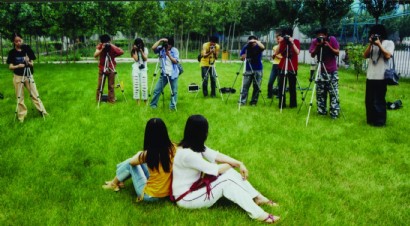 �DƬ���Q���zӰ
��&nbsp;&nbsp;&nbsp;&nbsp;�ߣ�����
���r�g��2009/12/15 12:43:46